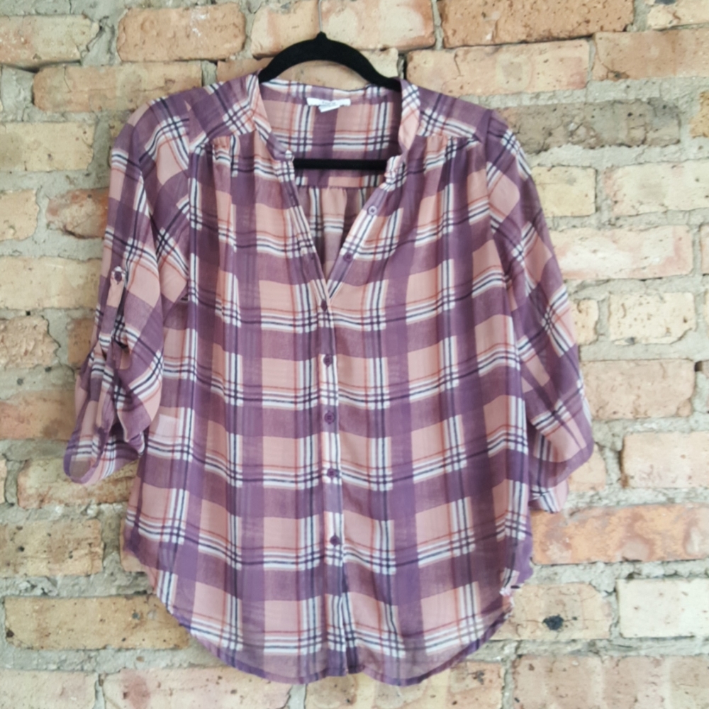 Plaid Bar III small button up blouse